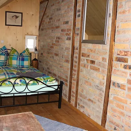 Anno Dazumal, Zu Oma's Zeiten アパート