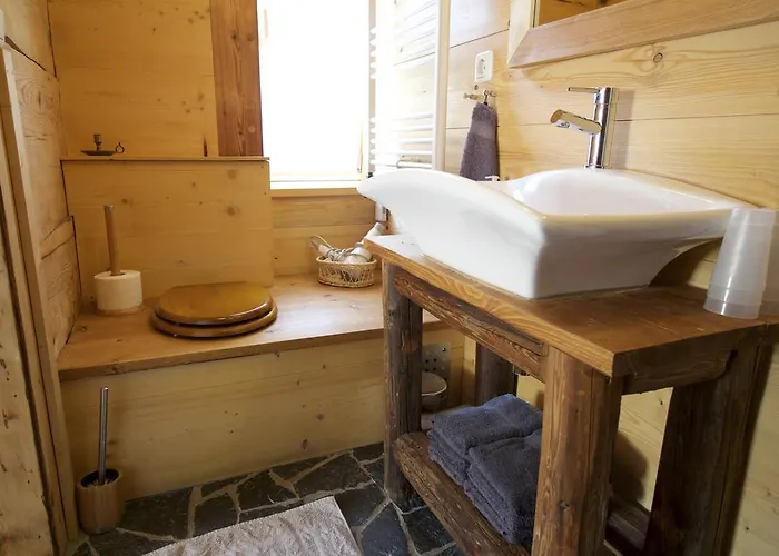 شقة Anno Dazumal, Zu Oma's Zeiten